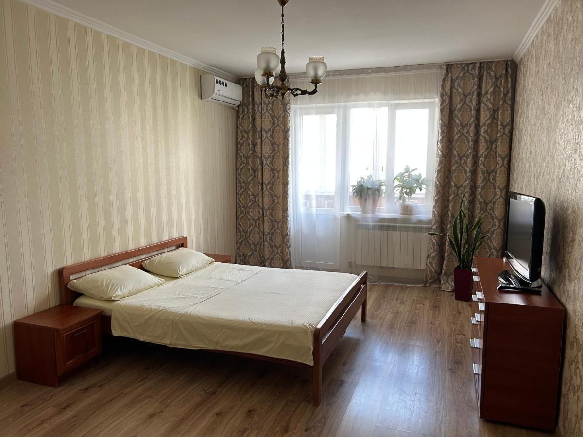 Apartments Kharkivs'Ke Highway Kyiv Exterior photo